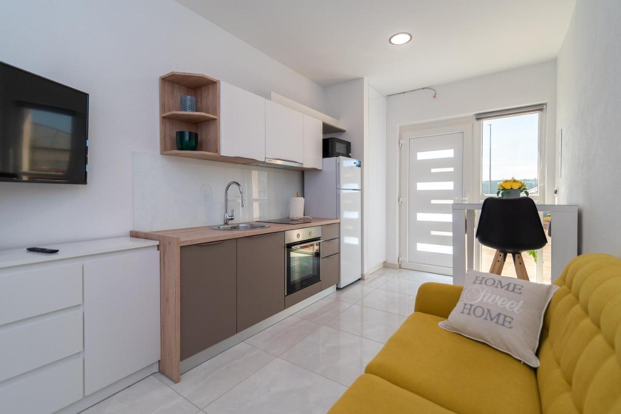 Apartment Matea Trogir Exterior foto