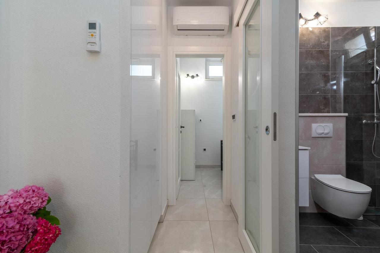 Apartment Matea Trogir Exterior foto
