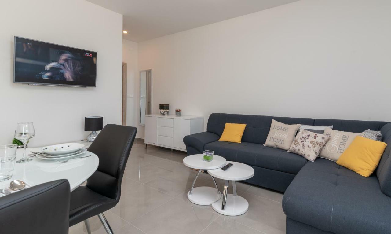 Apartment Matea Trogir Exterior foto