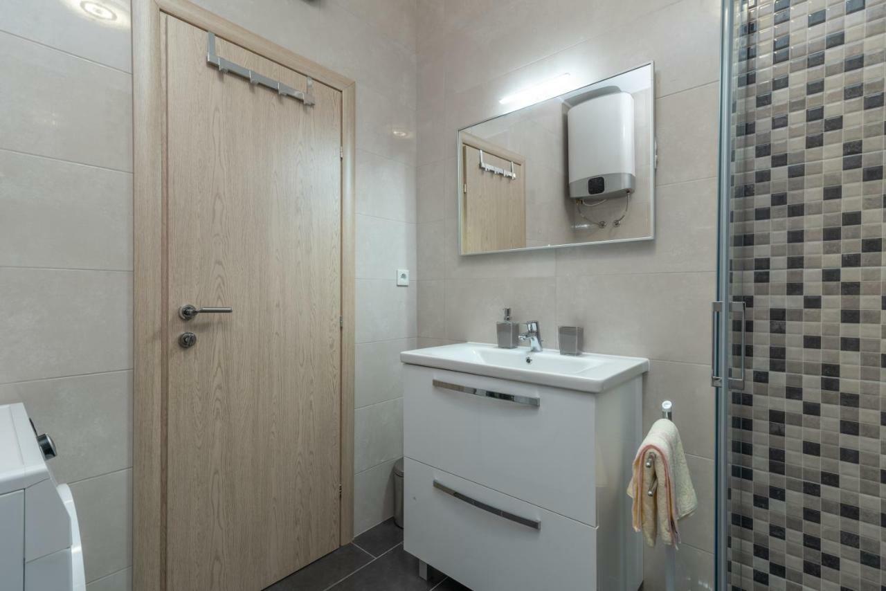 Apartment Matea Trogir Exterior foto
