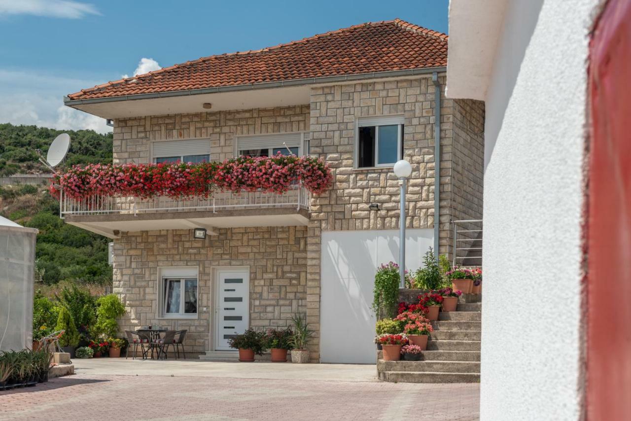 Apartment Matea Trogir Exterior foto